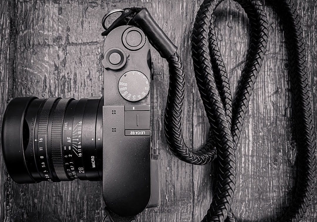 Image of a Leica Q2 camera